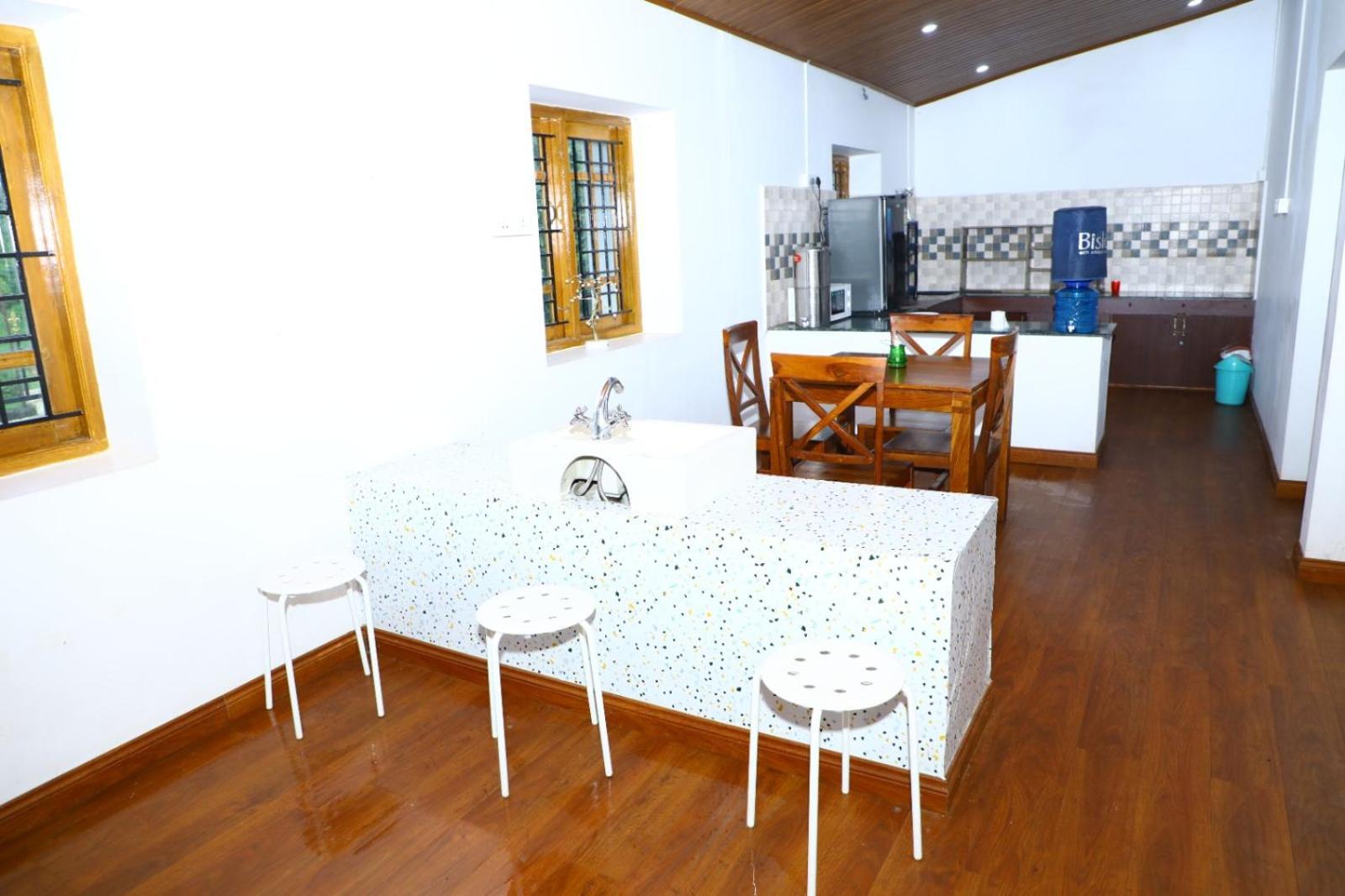 Little Valley Villa Ооти Екстериор снимка